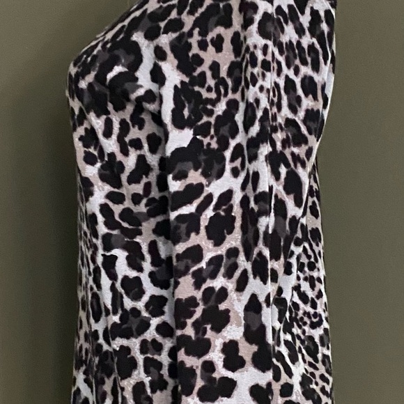 NWT JM Collection Cheetah-Print Crewneck Top, Gray Combo Women’s size Small - Picture 5 of 14
